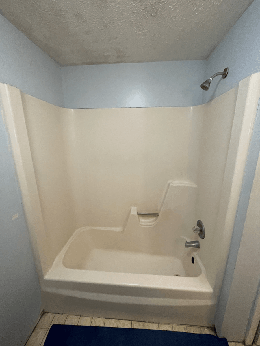 Bath Fitter of Erie Bath Conversion Before Photo